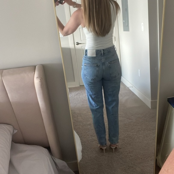 ZARA Mom Fit Jeans Mid-Blue - Picture 3 of 7